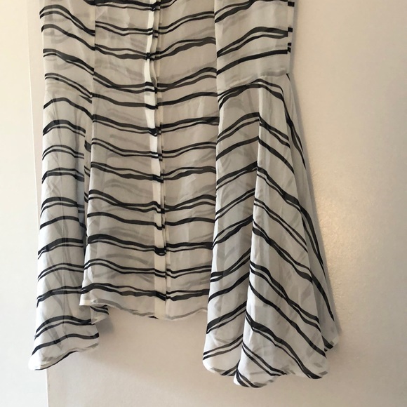 Beautiful long blouse - Picture 3 of 3